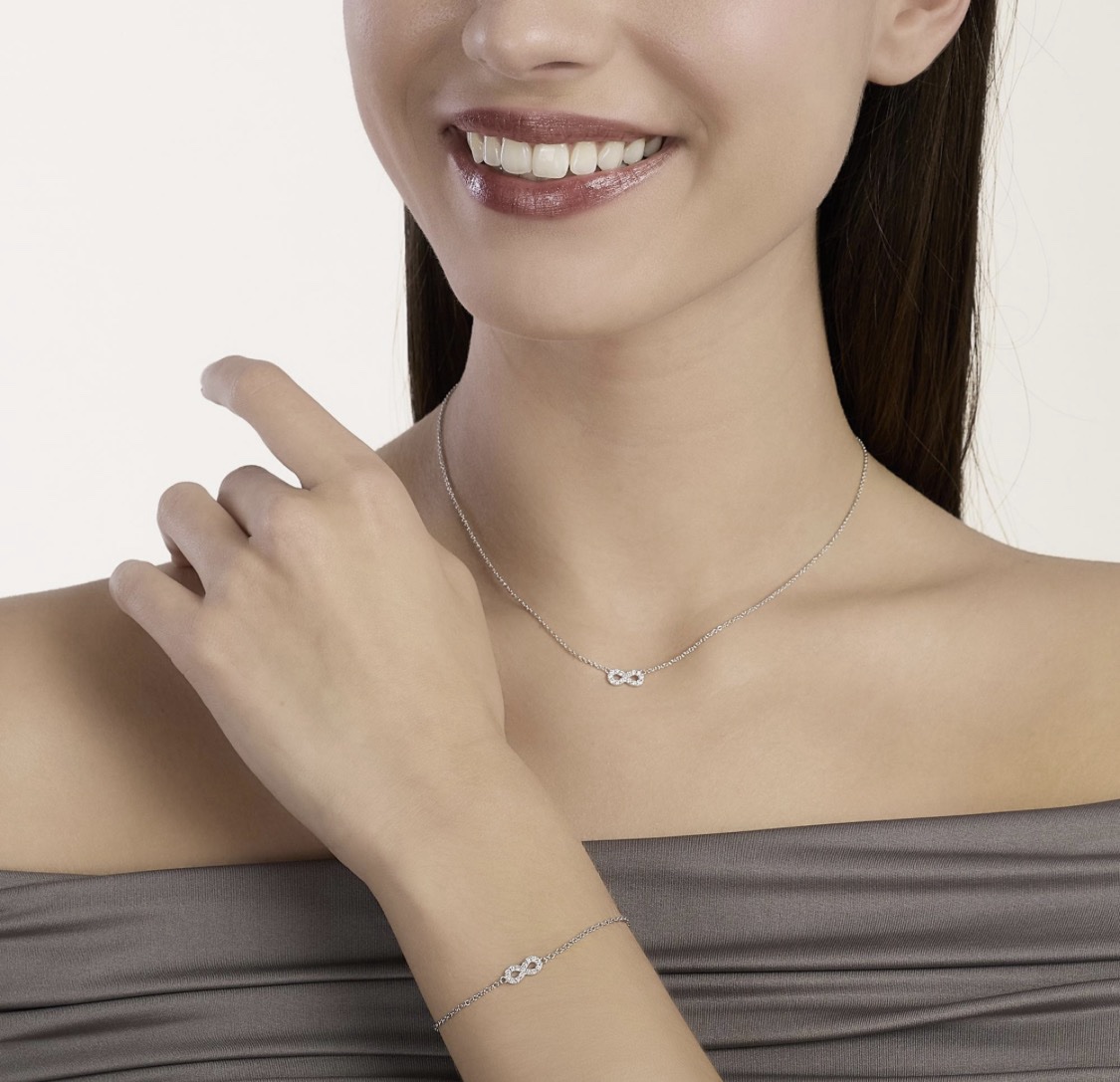 Codice: 534177
Bracciale con infinito e diamanti lab-grown 0,009 carati MY DIAMOND - immagine 2