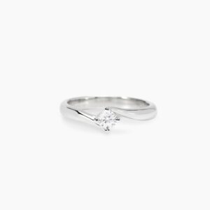 Codice: 523468-11

Anello solitario con diamante lab-grown 0,20 carati MY DIAMOND