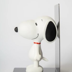 Blogo Snoopy book standing